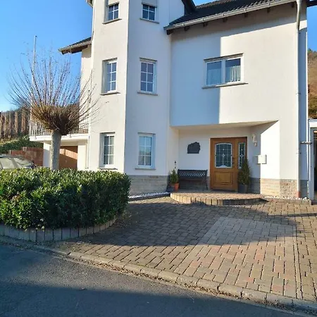 Ferienwohnung Weingarten Klotten Exterior photo